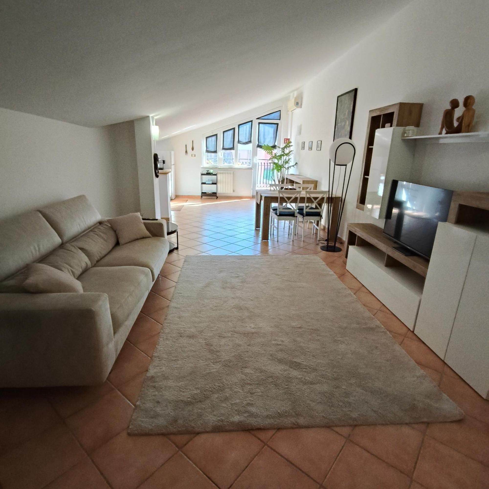 La Mansarda Di Matteo Lägenhet Bracciano  Exteriör bild